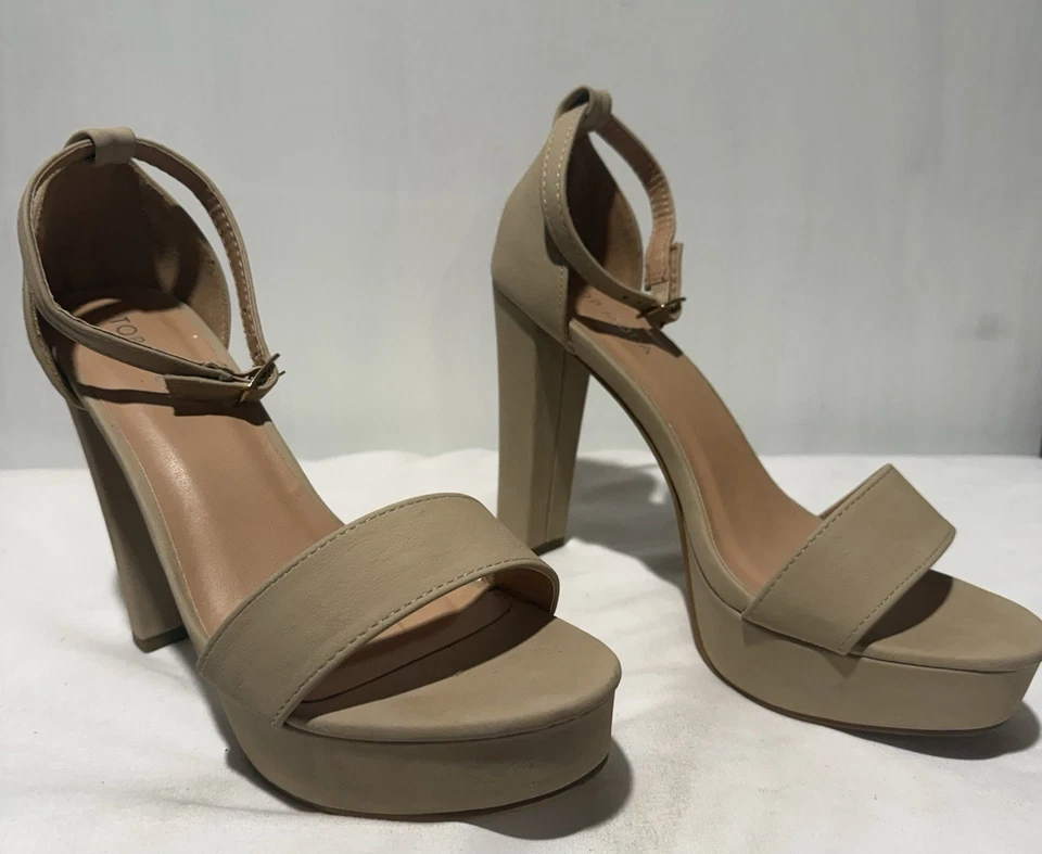 Top Moda Tacones Beige Talla 8 Foto 3 de 4