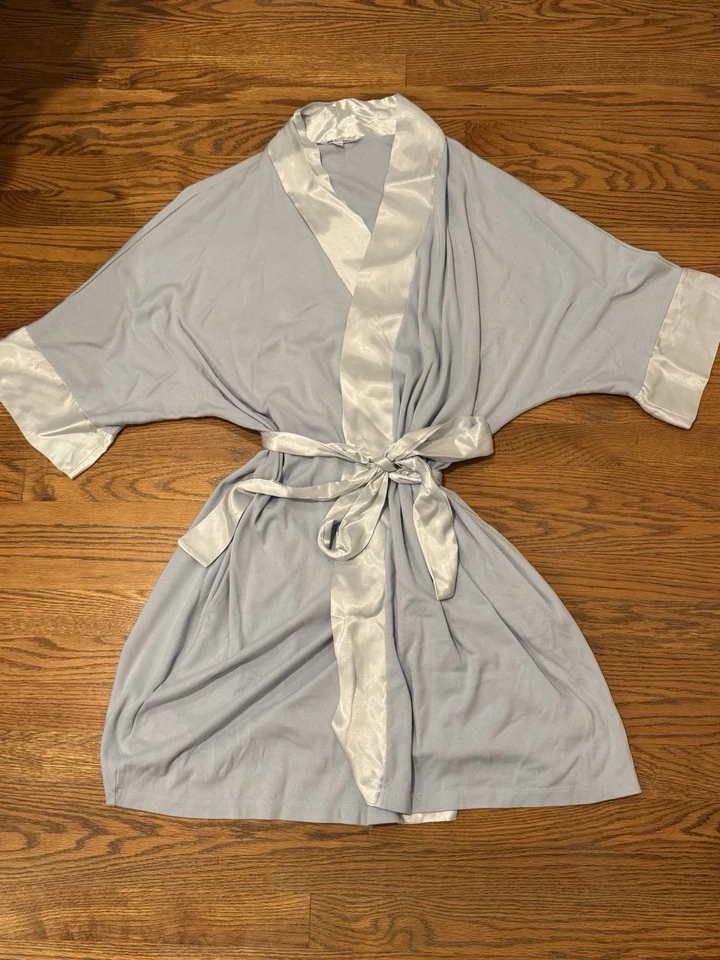 Bata kimono tejida acanalada PJ Harlow Shala azul mañana talla XS/S ribete satinado/corbata usada en excelente estado Foto 2 de 4