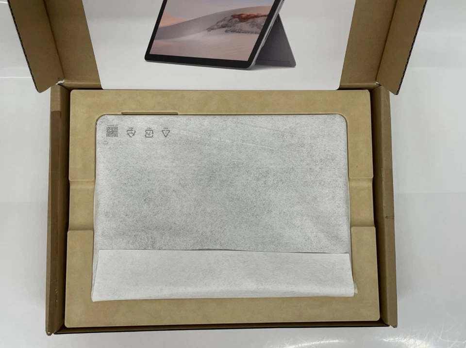 7x NEW MICROSOFT SURFACE GO 2 128GB 8GB INTEL M3-8100Y  with LTE with keyboard - Image 2 of 2