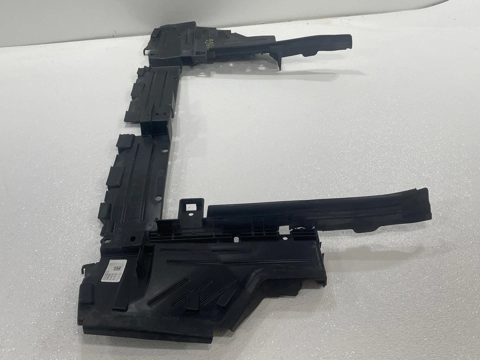 Оригинальная верхняя воздушная перегородка для поддержки радиатора 2017 2018 2019 GMC ACADIA - Изображение 2 из 4