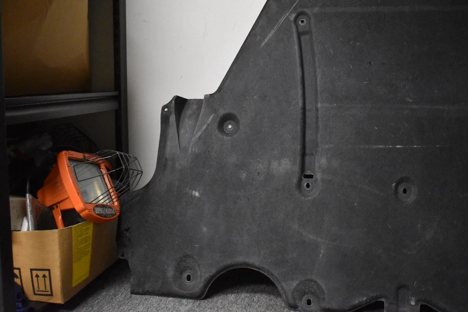 2012-2019 PORSCHE 911 CARRERA REAR SHIELD FACTORY OEM - Image 2 of 4