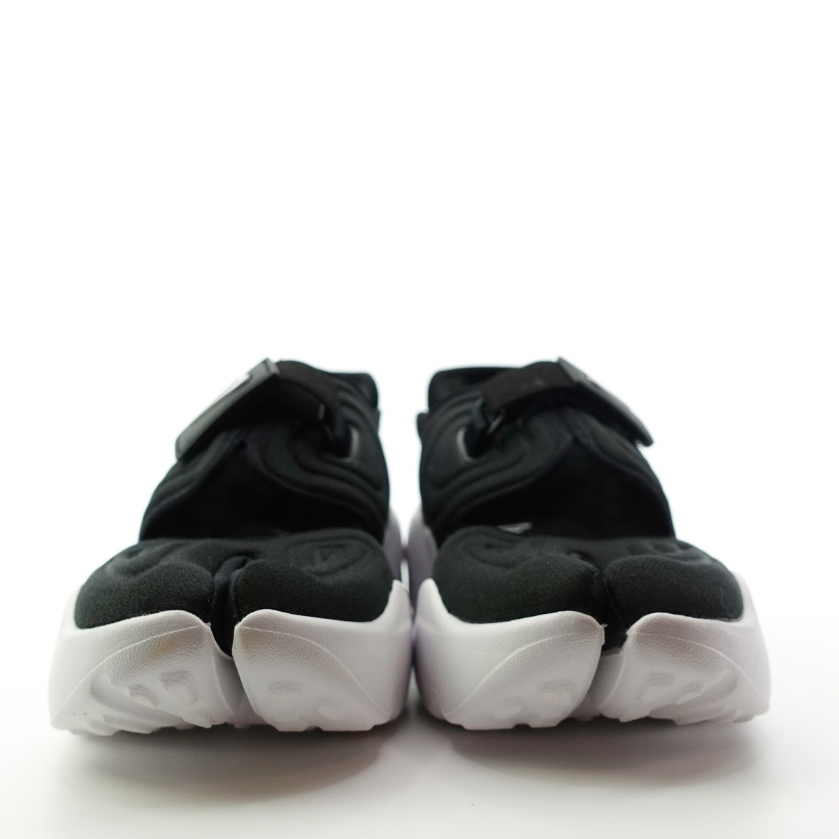 Nike Aqua Rift Black White Split Toe Shoes Womens Size 7 Nike Aqua Rift Black White Split Toe Shoes Womens Size 7