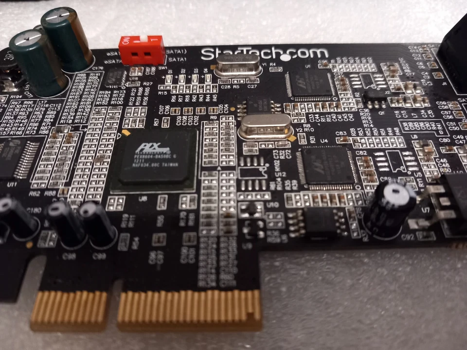 Startech.com PEXSAT34..  Controller Card - Image 3 of 4