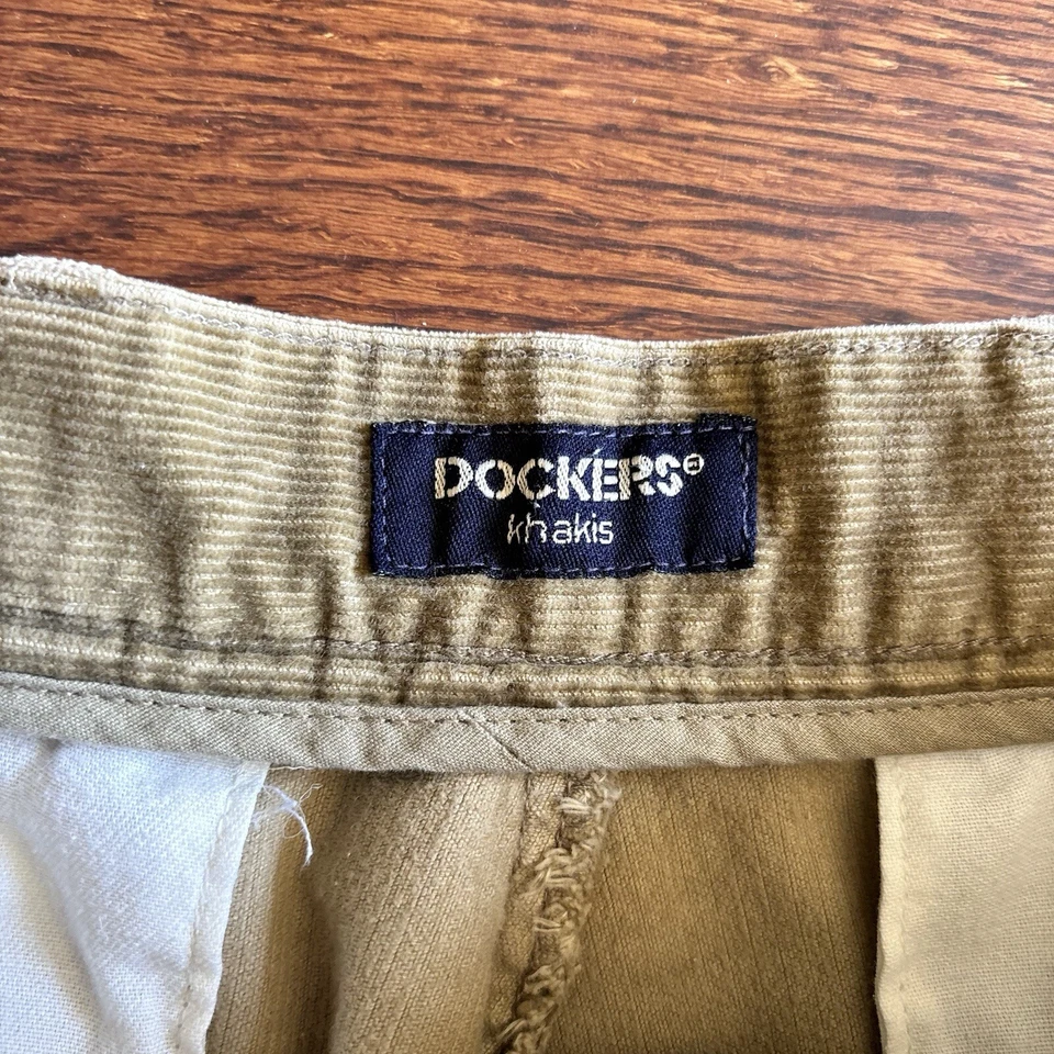 Vtg Levi's Dockers Khakis Corduroy Pants Pleated Mens Sz 31X29 Cotton University - Image 4 of 4