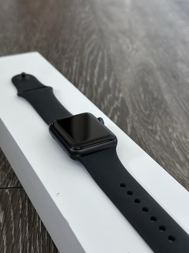 Apple Watch Series 3 38mm Space Gray Aluminum Sport Band GPS A1858 Pristine - Photo 4 sur 11