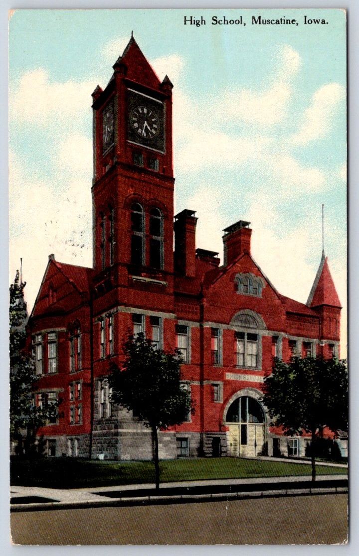 Antique Iowa Postcard MUSCATINE Old High School Clock Tower 1910