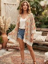 Umgee USA Floral Crochet Lace Hem Kimono open front cardigan Women  s Size S/M