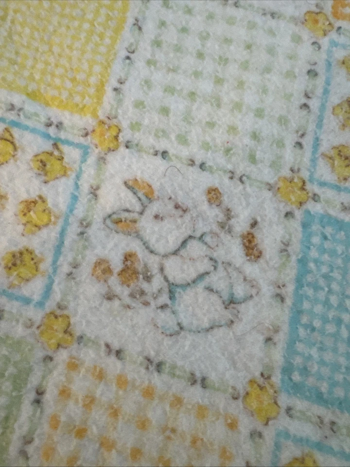 Manta Bebé Vintage Género Neutro Unisex 45" x 40" Patchwork Beacon Borde Satinado Foto 2 de 4