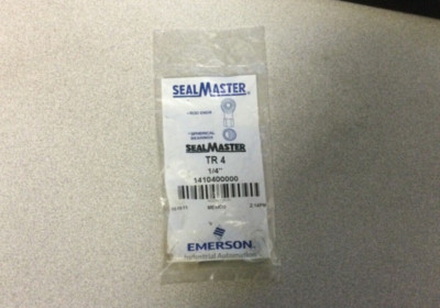 NEW Sealmaster TR-4 Rod End Bore Diameter: 0.2500 in, Shank Thread Size: 1/4-28