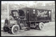 REAL PHOTO POTTSVILLE PENNSYLVANIA PA. YUENGLINGS ICE CREAM TRUCK POSTCARD COPY