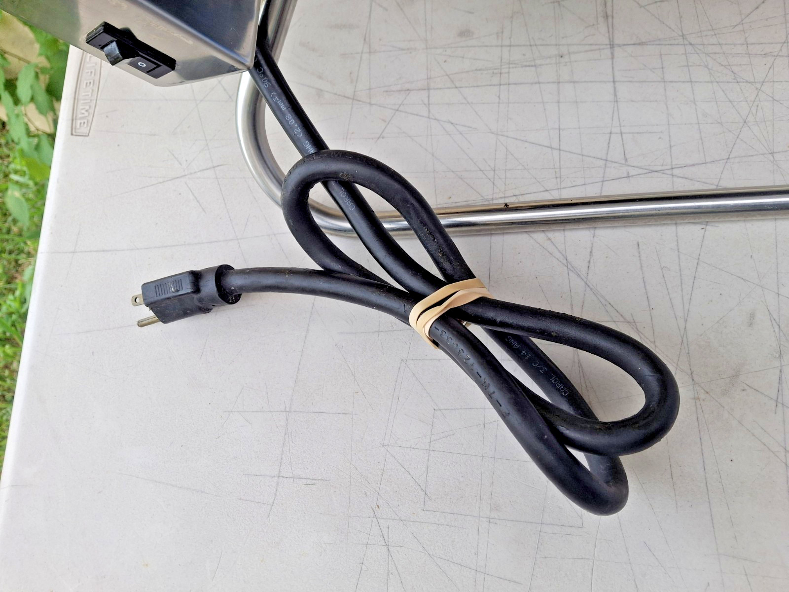 Golden Malted Carbon's Belgium Waffle Maker 120V Iron BakerModel RT-P commercial