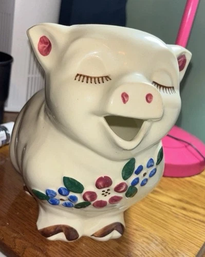 Shawnee Smiley Pig 2-1/2 qt Pitcher 7-3/4” Tall Patented USA