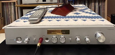 LUXMAN P-700u Headphone Amplifier Operation confirmed used From JAPAN