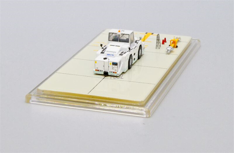 ブランク　トーイングカー　1/200 JC Wings WT500 JC Wings WT500E Airport Tug Truck 1/200 Accessory Pre-built