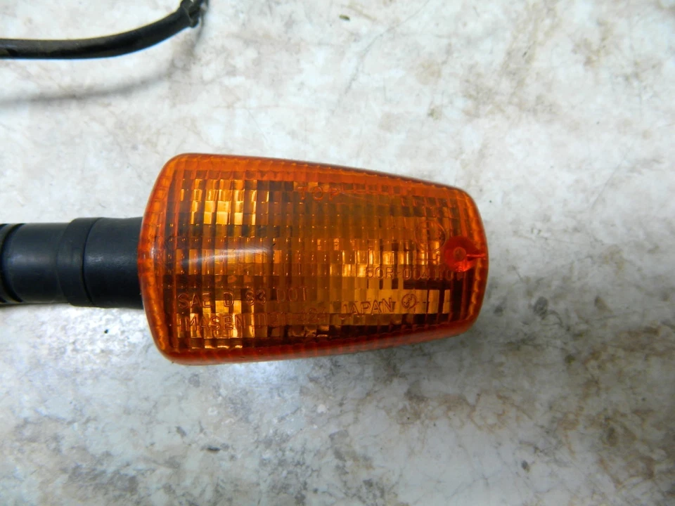 87 Yamaha YX600 YX 600 Radian trasero derecho intermitente intermitente Foto 3 de 4