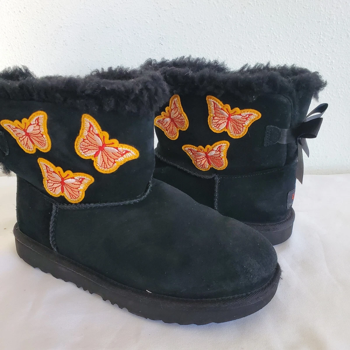 Ugg big kid size 5 cheap