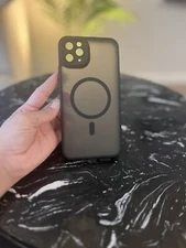 Magnetic Matte Translucent Armor Shockproof Case For Iphone 15 14 13 12 11