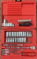 Snap On Tools PB24 case 1/4" Ratchet set, sockets, extensions w/ Extras 37pcs