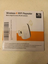 Wireless-N Wi-Fi Repeater Signal Booster 300Mbps Range Extender 2.4G Network NEW