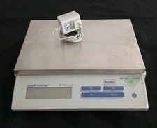 Mettler Toledo SB24001 DeltaRange 0.1g - 24100g Precision Analytical Lab Balance
