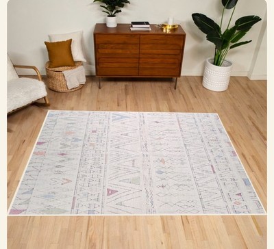 Tumble Brand Washable Rug 8x10 (no pad)