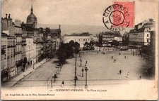 *73916 postcard 63 Clermont Ferrand - La Place de Jaude