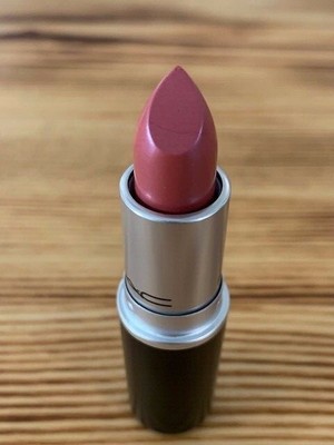 mac frost lipstick skew
