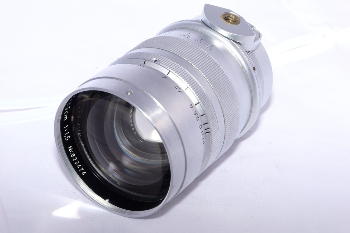 Leica SUMMAREX 8.5cm f1.5 Portrait Lens. Hood. Finder. Caps