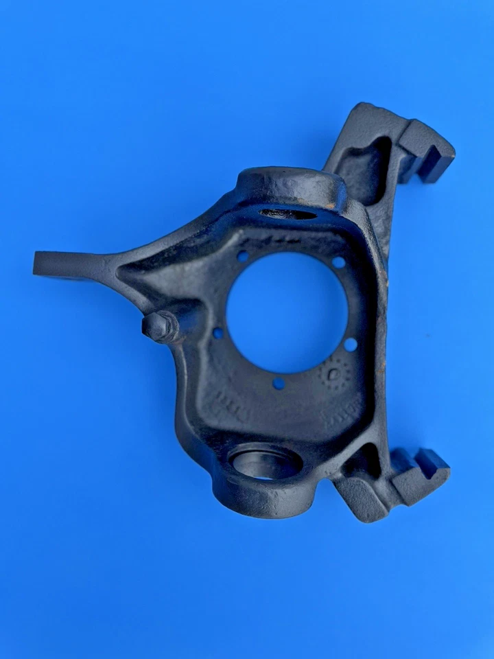 92-95 FORD DANA 60 STEERING KNUCKLE RIGHT PASSENGER SIDE F350 - Image 2 of 4