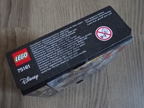 LEGO Star Wars 75161 TIE Striker Microfighter Set