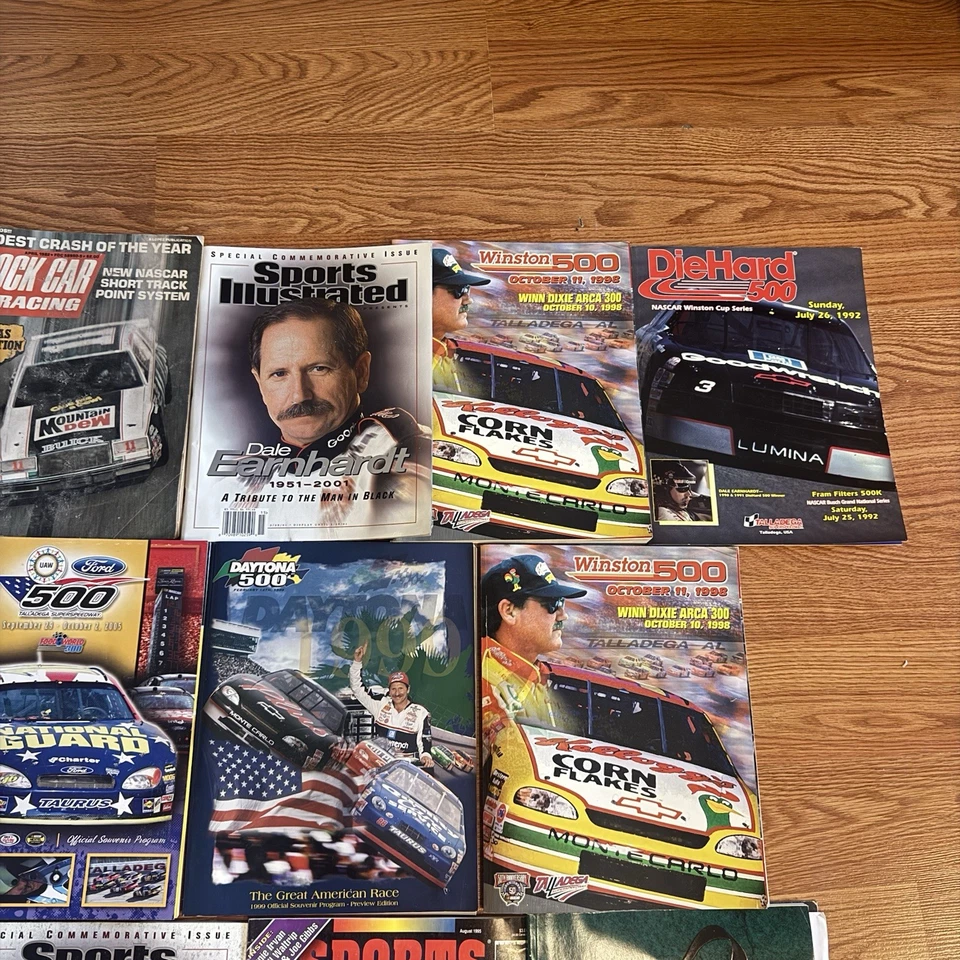 Lot Of 16 Vintage NASCAR Programs Magazines Dale Earnhardt Daytona 500 90s - Image 2 of 4