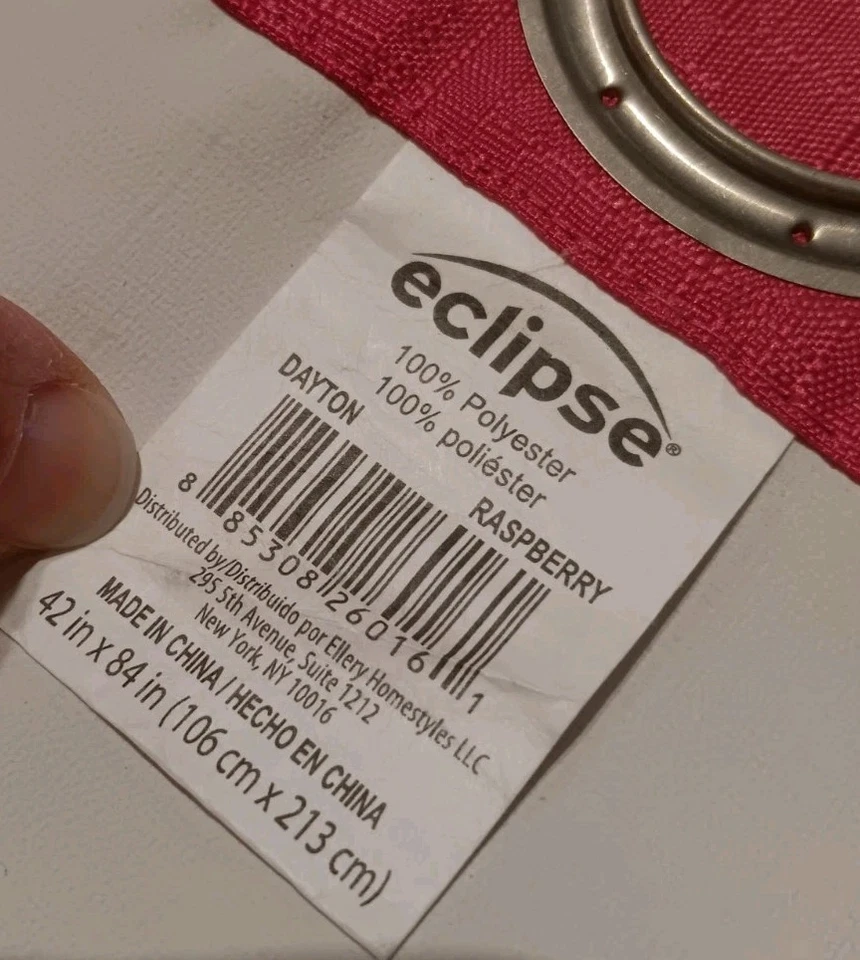 Cortina de ventana rosa intenso 6 paneles (3 juegos) forrada con bloqueo de luz LG Gromits (Jo) Foto 2 de 4