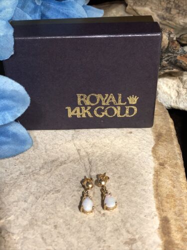 6.Vintage 14K Yellow Gold Lab Created Diamond Opal Drop Stud Earrings 1.9g, 3/4" - Picture 1 of 24