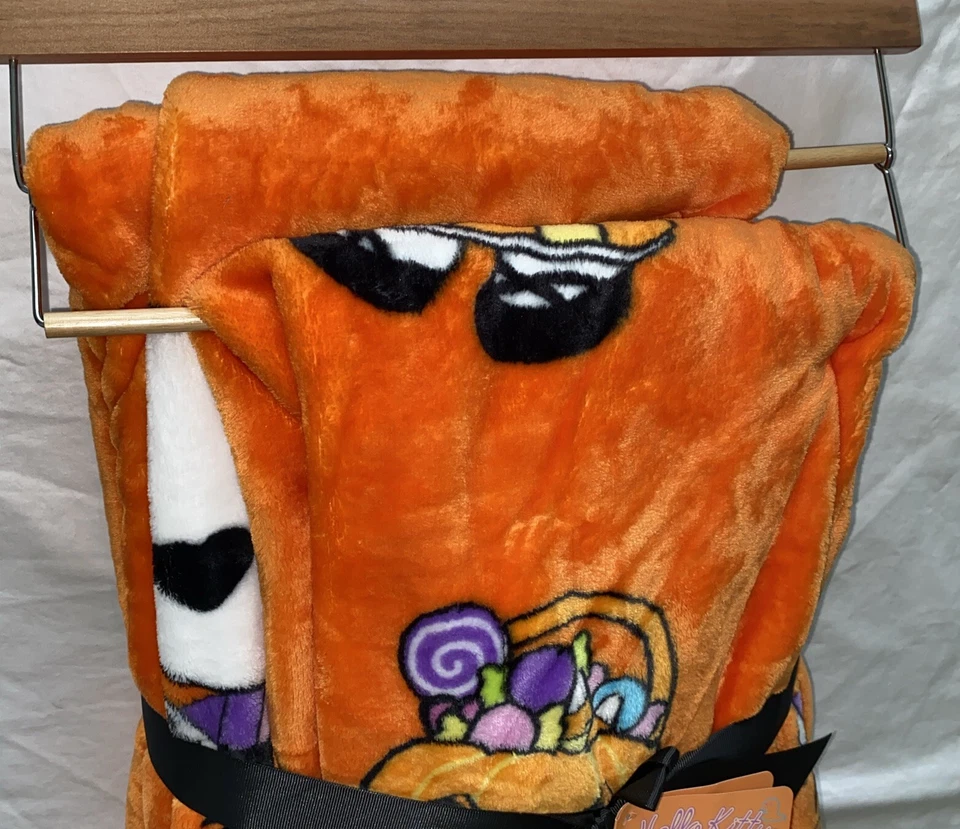 Hello Kitty Caramelo Maíz Pirata Halloween Lanzamiento Jete Manta Halloween Nuevo 2024 Foto 3 de 4