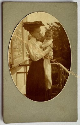 orig. CDV Photo Photography Picture Old Fashion Circa 1910 Mother Child