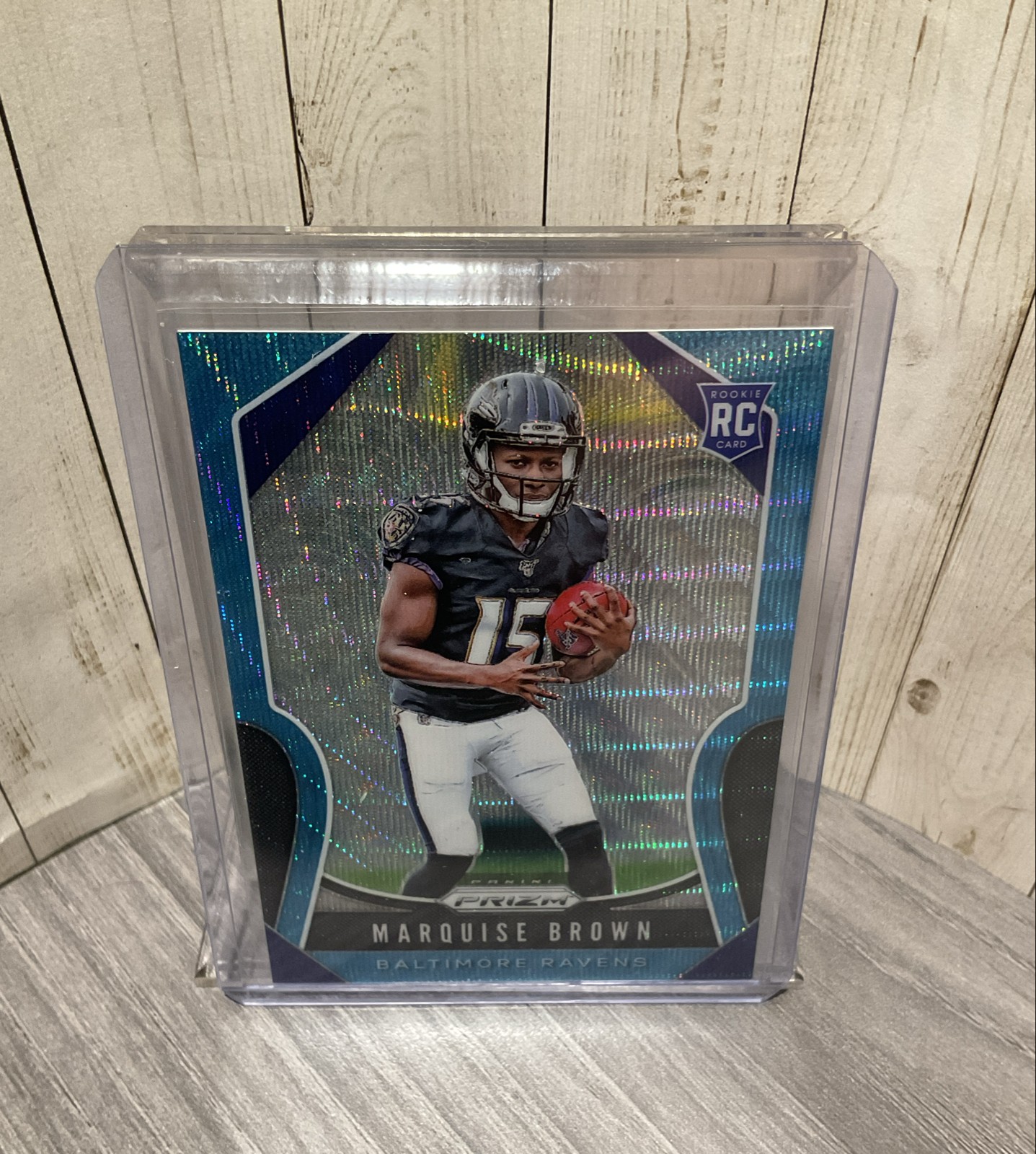 2019 Panini Prizm - Rookies Marquise Brown #341 Blue Wave Prizm /199 (RC) FB2