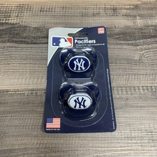 New York Yankees Orthodontic Pacifiers Silicone 3M Official MLB Product 2 Pack