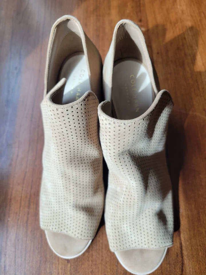 Cole Haan Grand Os Mujer Sin Cordones Cuña Puntera Abierta 8B Tostado Foto 3 de 4