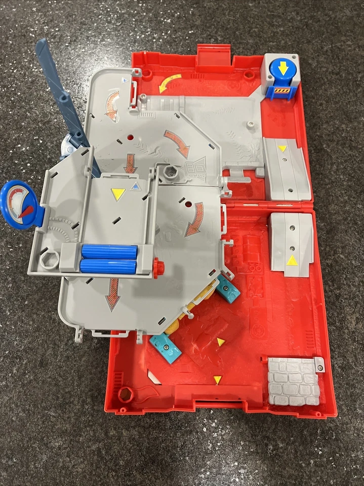 Juego emergente Matchbox Fold & Go 24 horas Xtreme garaje servicio de remolque 2005🔥 Foto 4 de 4