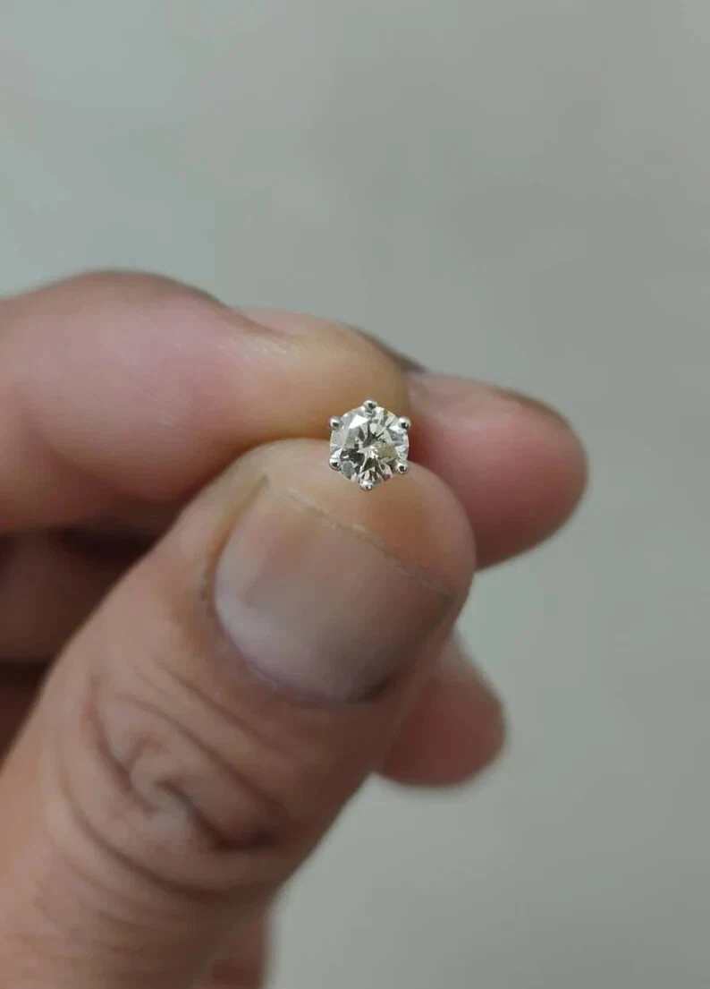 18K GOLD NOSE POIERCING WITH NATURAL DIAMOND GENUINE DIAMOND NOSE
