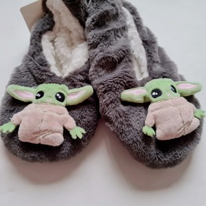 baby yoda slippers