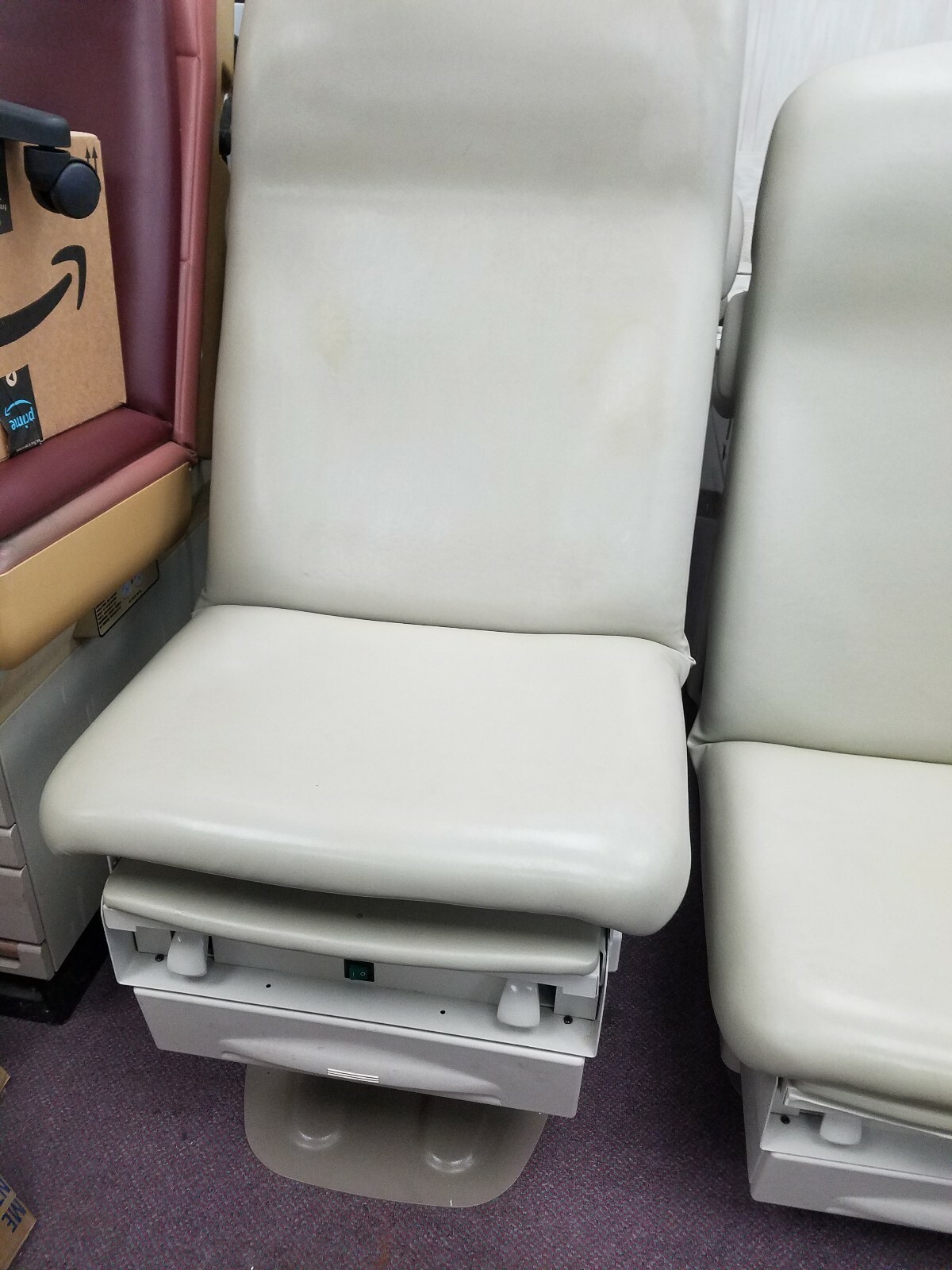 Midmark/Ritter 225 ADA Vertical Rise exam table Beige FREE LOCAL ...