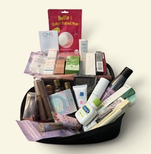 Beauty Bundle  Makeup Bag Hair Skincare Bundle 30 Plus Items HUGE VALUE  