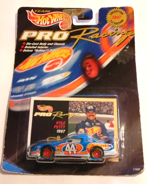 Hot Wheels Diecast Racing Cars Kyle Petty 1997 Vehicle Year for