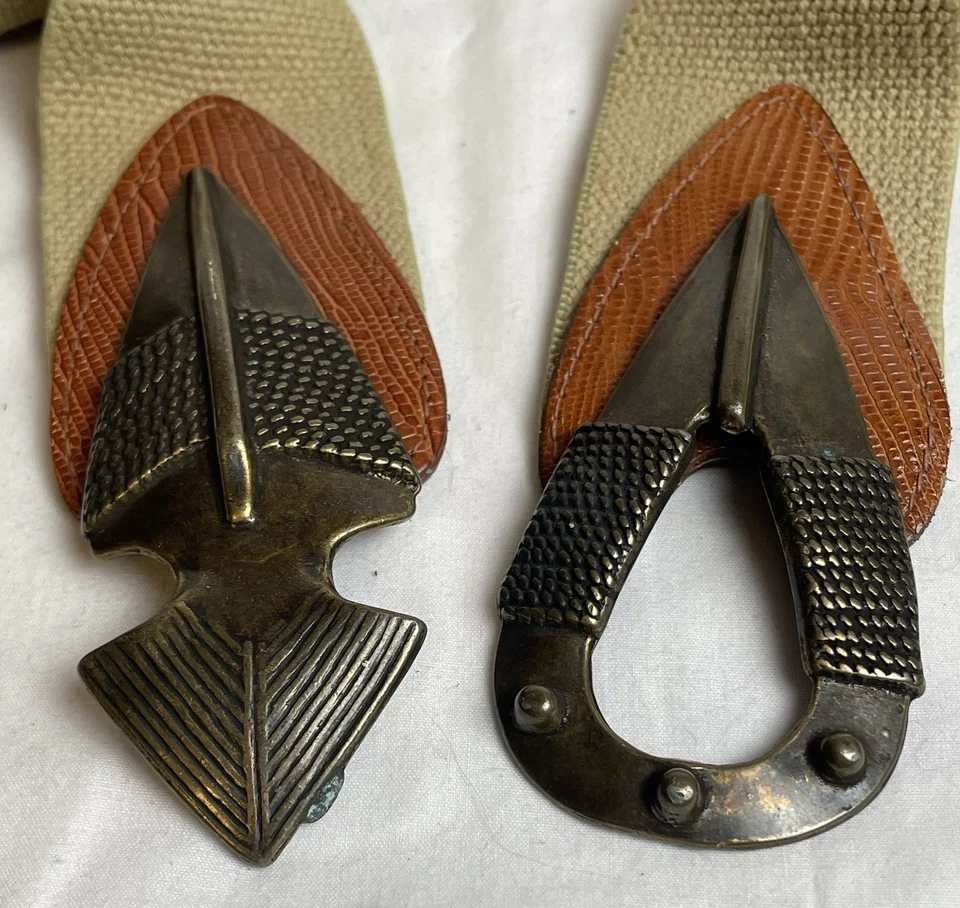 Vtg Omega Arrowhead Stretch Belt Womens Sz L Textured Brass Beige Textile - Image 4 of 4