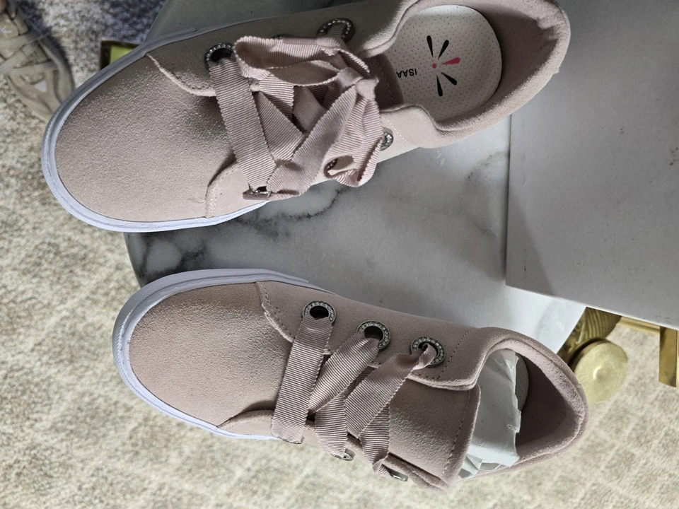 Isaac Mizrahi Live! Louise Lace-Up Light Pink Leather Suede Sneakers 7.5 - Image 4 of 4