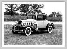Photo 5x7 Classic Automobile 1932 Chevrolet Transportation Travel Black & White