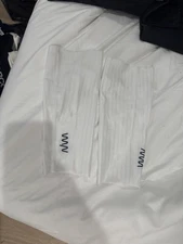 Wyn Republic Aero Calves