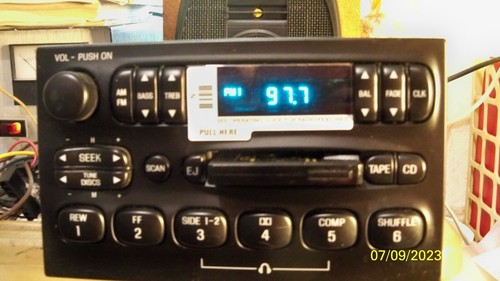 1996 to 1998 F6XF-19B132-EC* Villager Quest Vans Radio Cassette Tested 19B165 - Picture 4 of 9