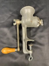 Vintage No # 2 Universal Table Top Meat Grinder Food Chopper L.F&C New Britain